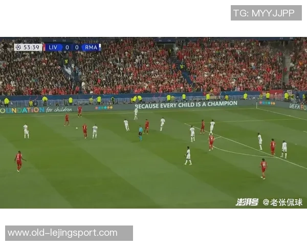 足球大师红军的辉煌历程与战术解析揭秘球场背后的传奇故事