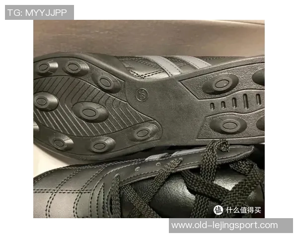 选择合适的足球鞋尺码指南让你的球场表现更出色